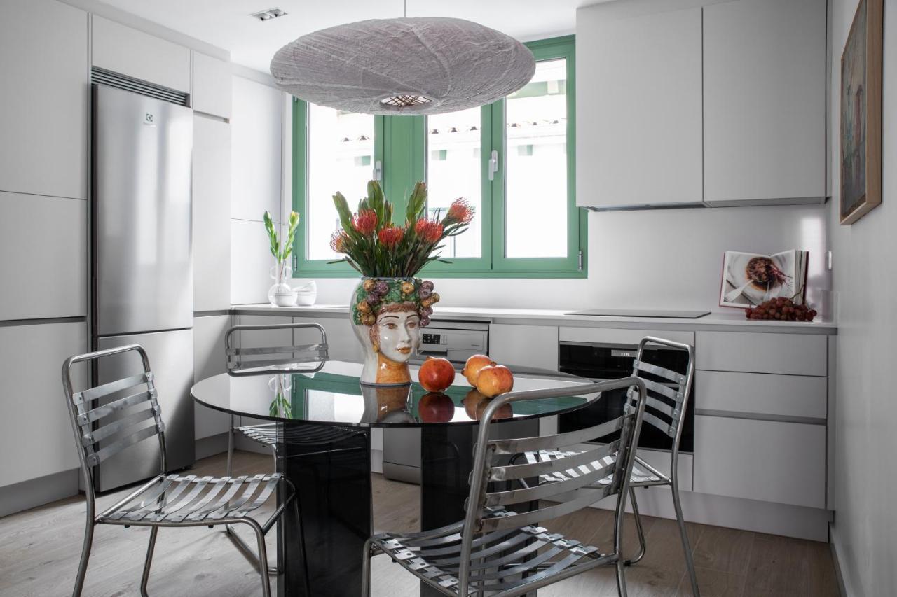 Calatrava - Darya Living Apartment มาดริด ภายนอก รูปภาพ